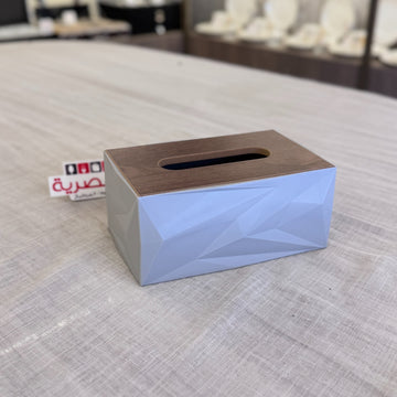 علبة مناديل بلاستيك بغطاء خشب مضلع رمادي
